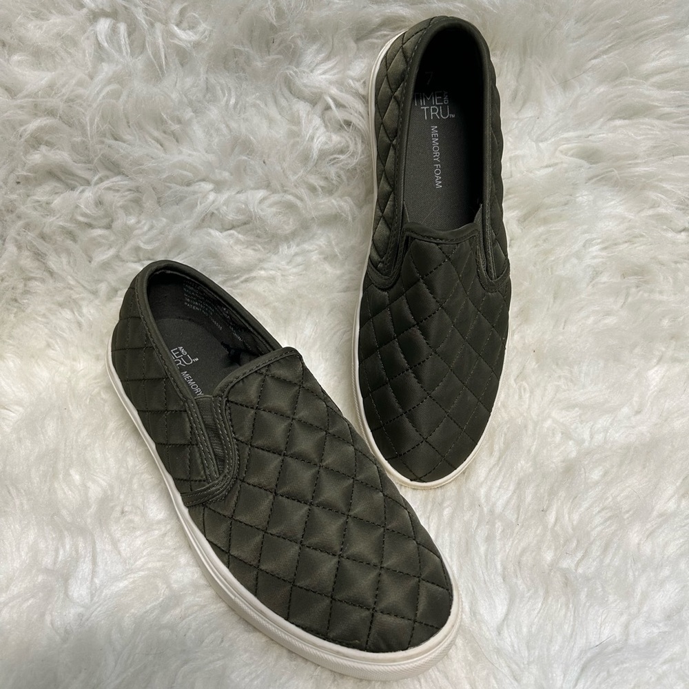Women’s Shoes